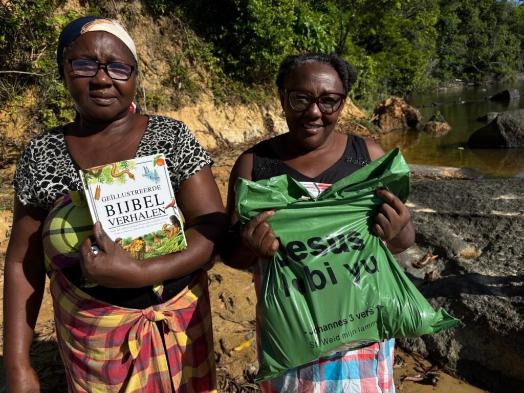 2a5b299d-8919-412f-94f8-8a7633ba94b4